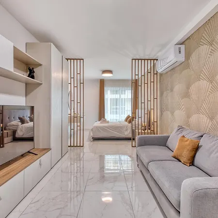 Cosy Saint Julians *